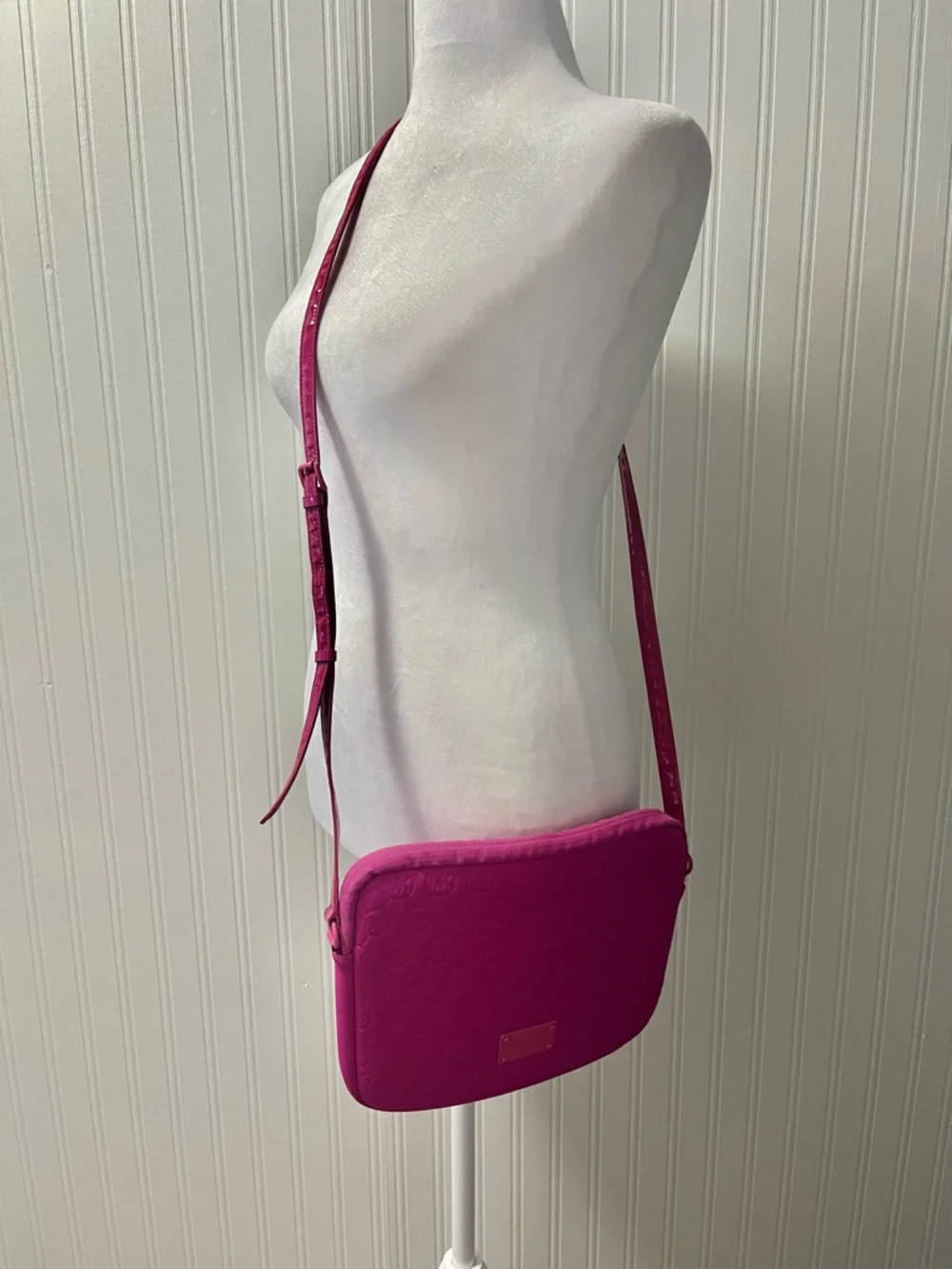 Michael Kors Fuchsia Embossed Logo Crossbody Bag - Picture 2 of 7